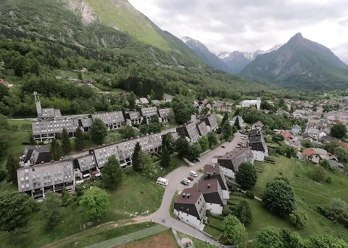 Stefs Nest דירה *